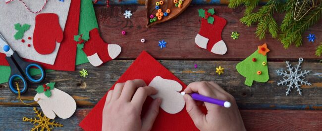 Making,Of,Handmade,Christmas,Toys,From,Felt,With,Your,Own