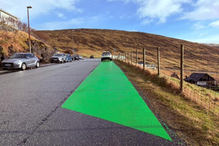 0e269c45-fc0c-467f-bbbc-3dd8710842d5